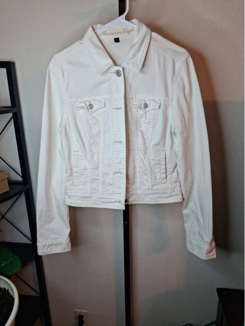 American Eagle 2012 White Denim Jacket size L